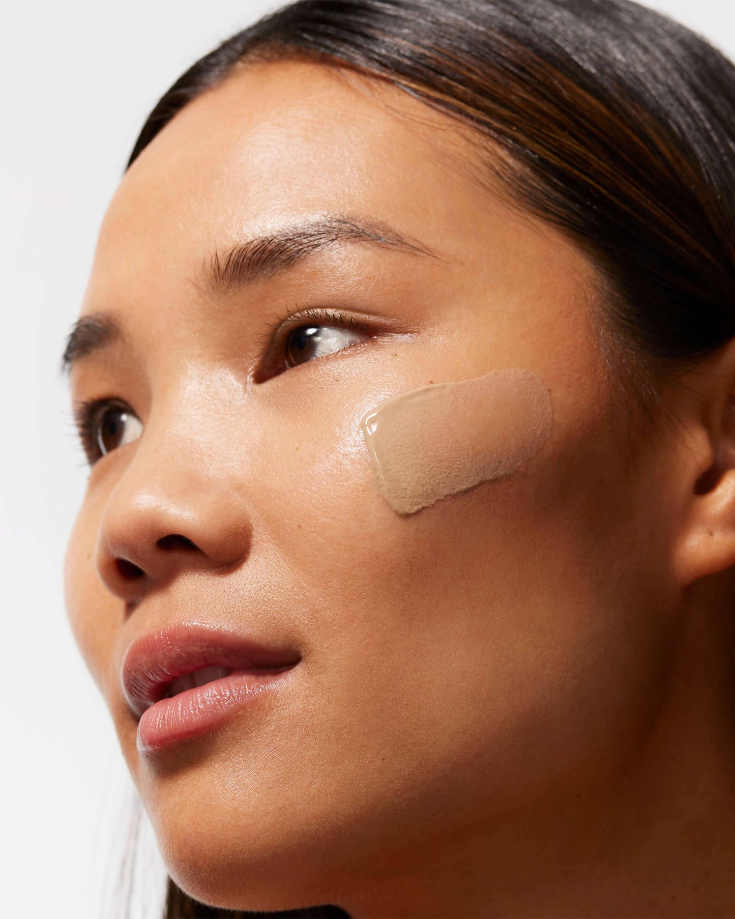 Brightening Sunscreen Minerals Broad Spectrum SPF 30 Gel-Cream